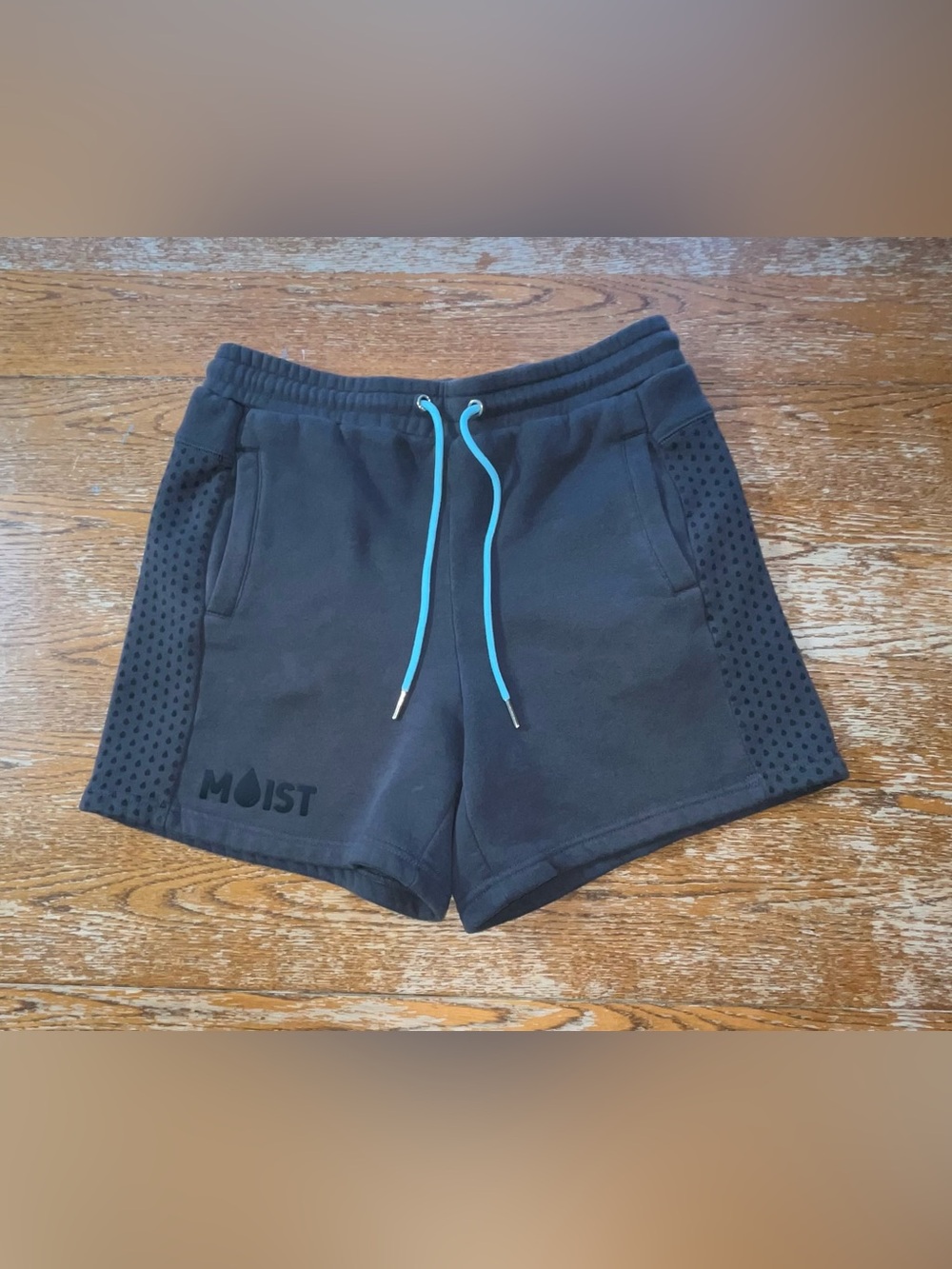 Moist Penguinz0 gymwear sweat shorts Size Medium Mens